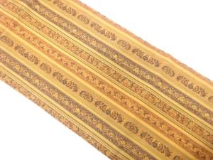 縞に花唐草模様織り出し　名古屋帯